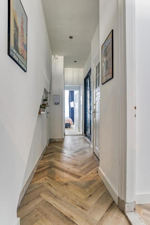 Hosted By Wendy Willem 1 *