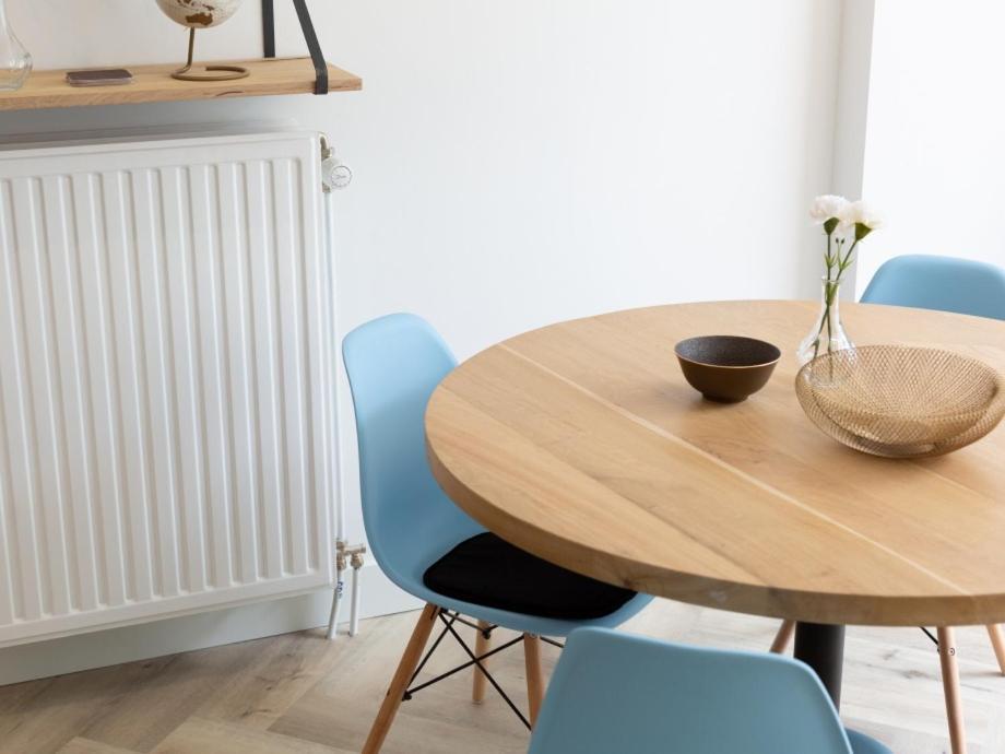 Hosted By Wendy Willem 1 Den Haag