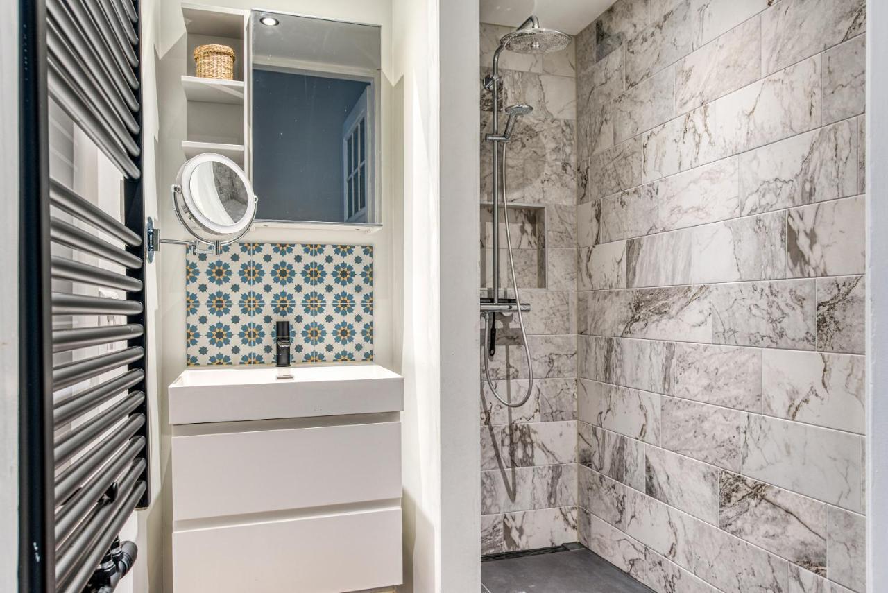 Hosted By Wendy Willem 1