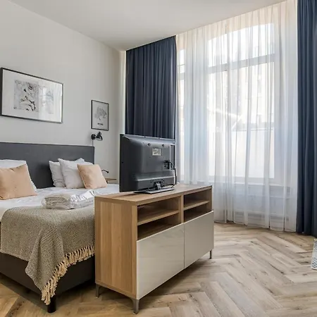 Hosted By Wendy Willem 1 Apartment *